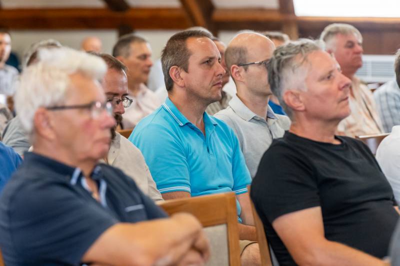 Ferfitalalkozo Pecs szept_21.jpg